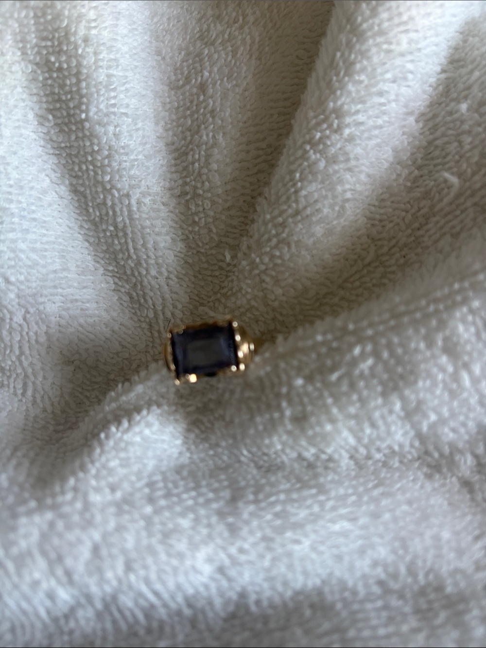 498861 10k yg Alexandrite ring